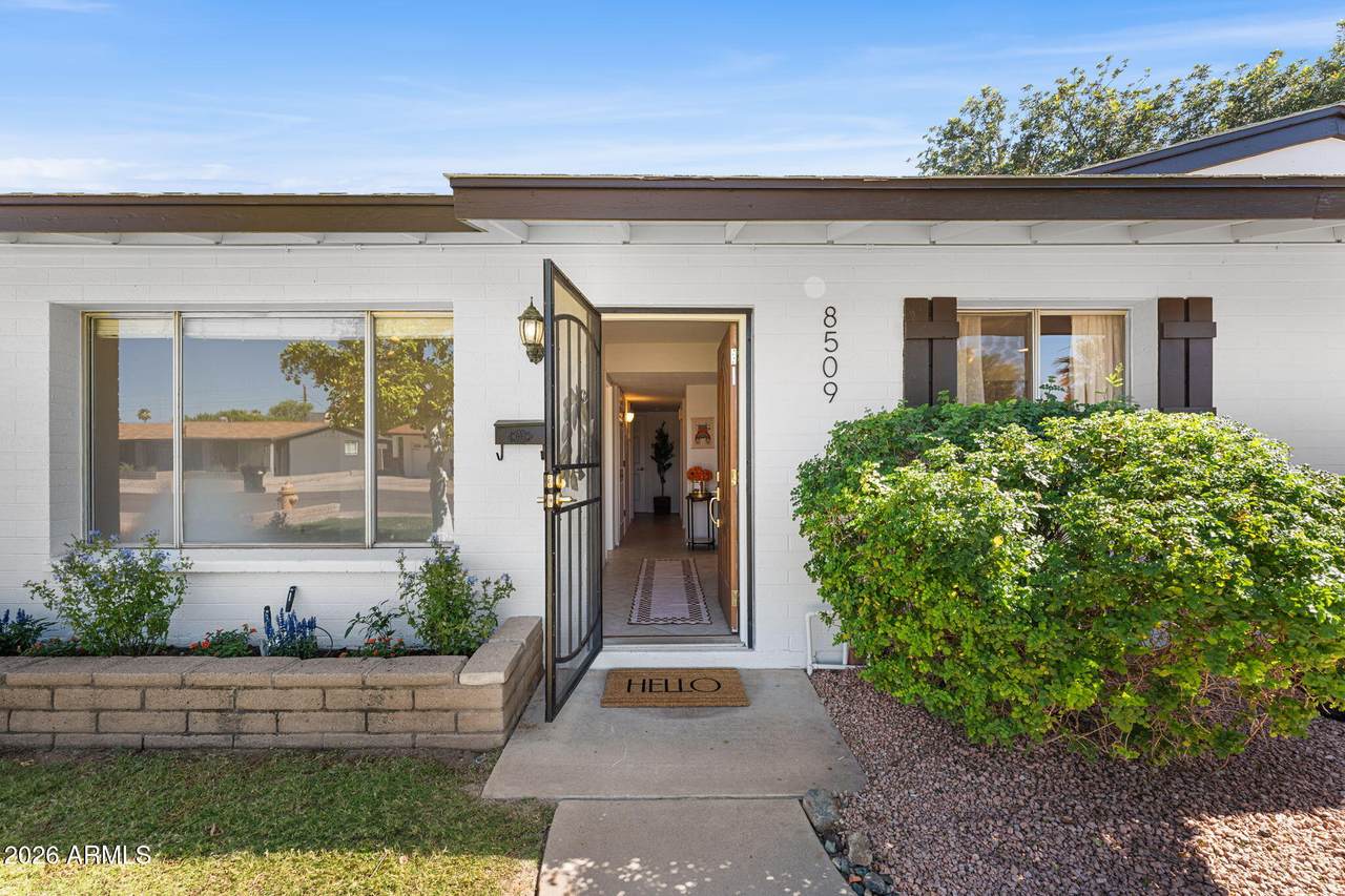 8509 Mackenzie Drive - Photo 1