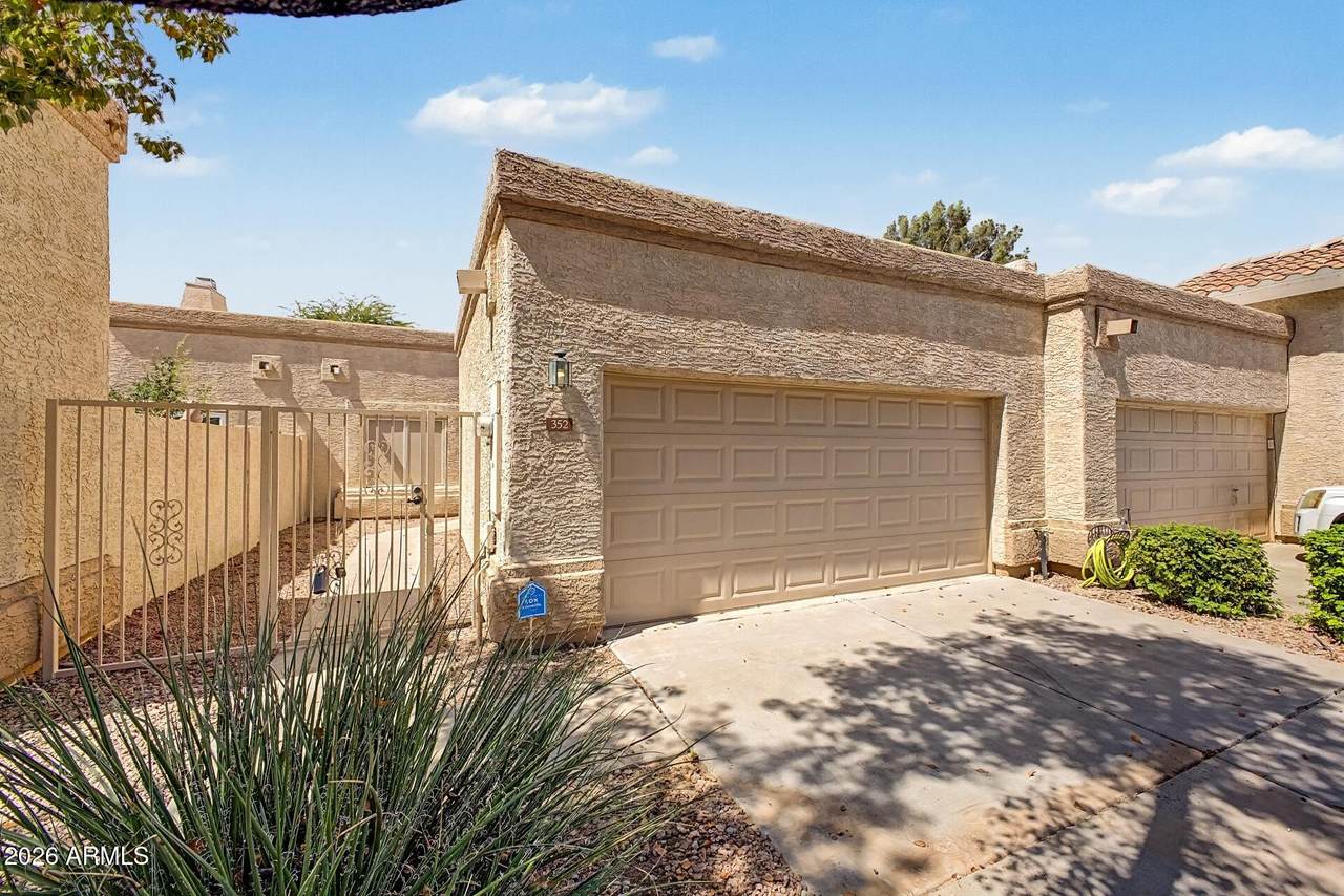 352 Carmen Street - Photo 1