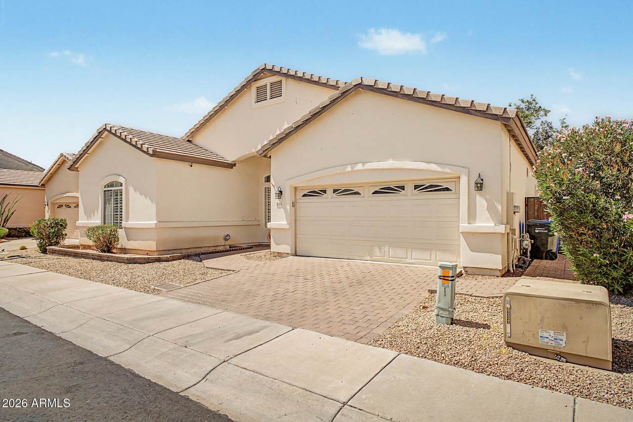 808 Citrus Way - Photo 1