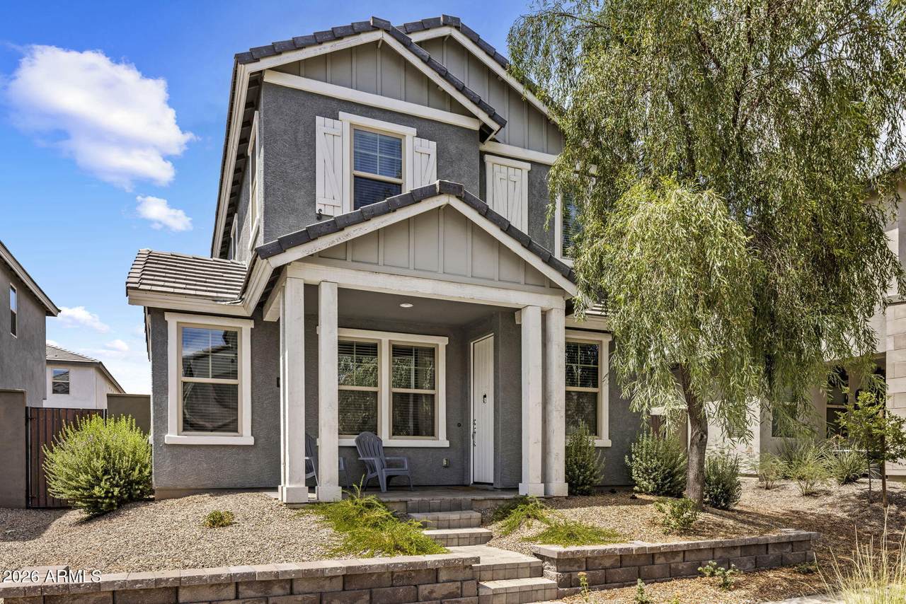 2022 Desert Hollow Drive - Photo 1