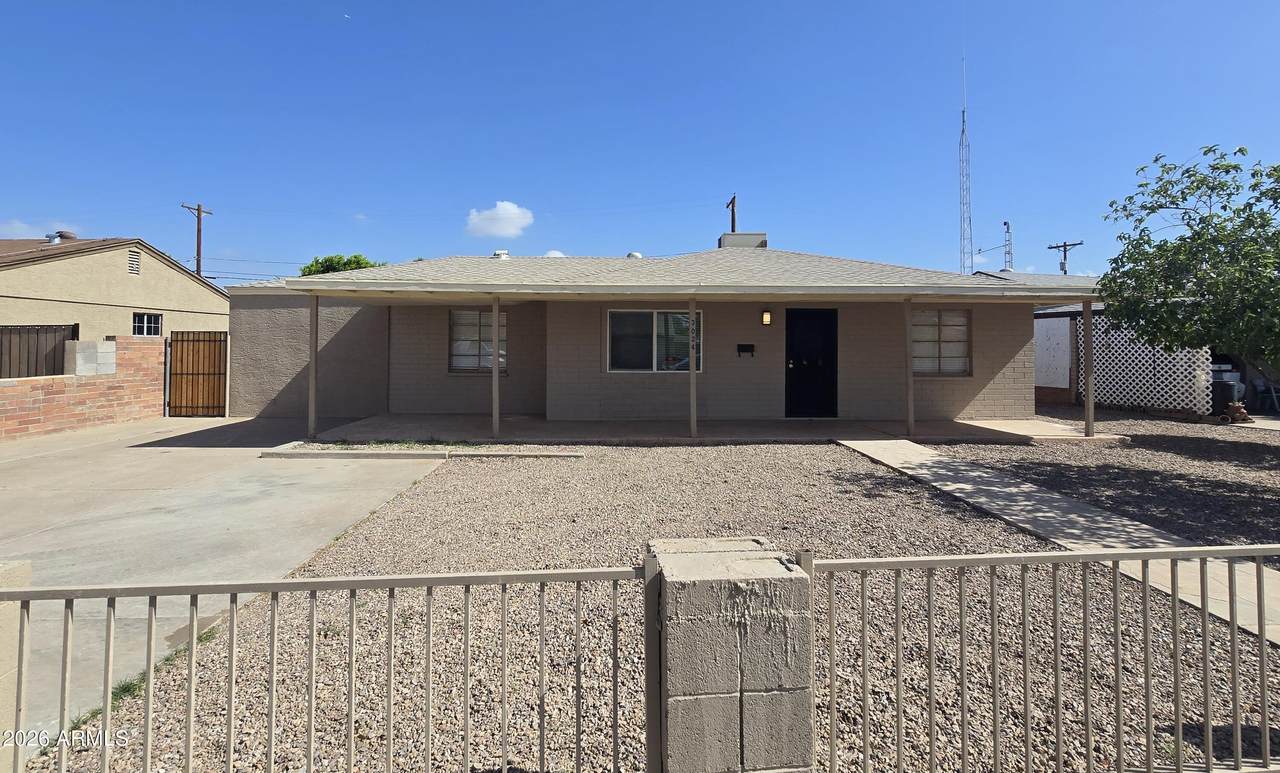 3024 37TH Drive - Photo 1
