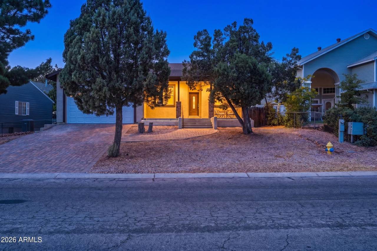 710 Sherwood Drive - Photo 1