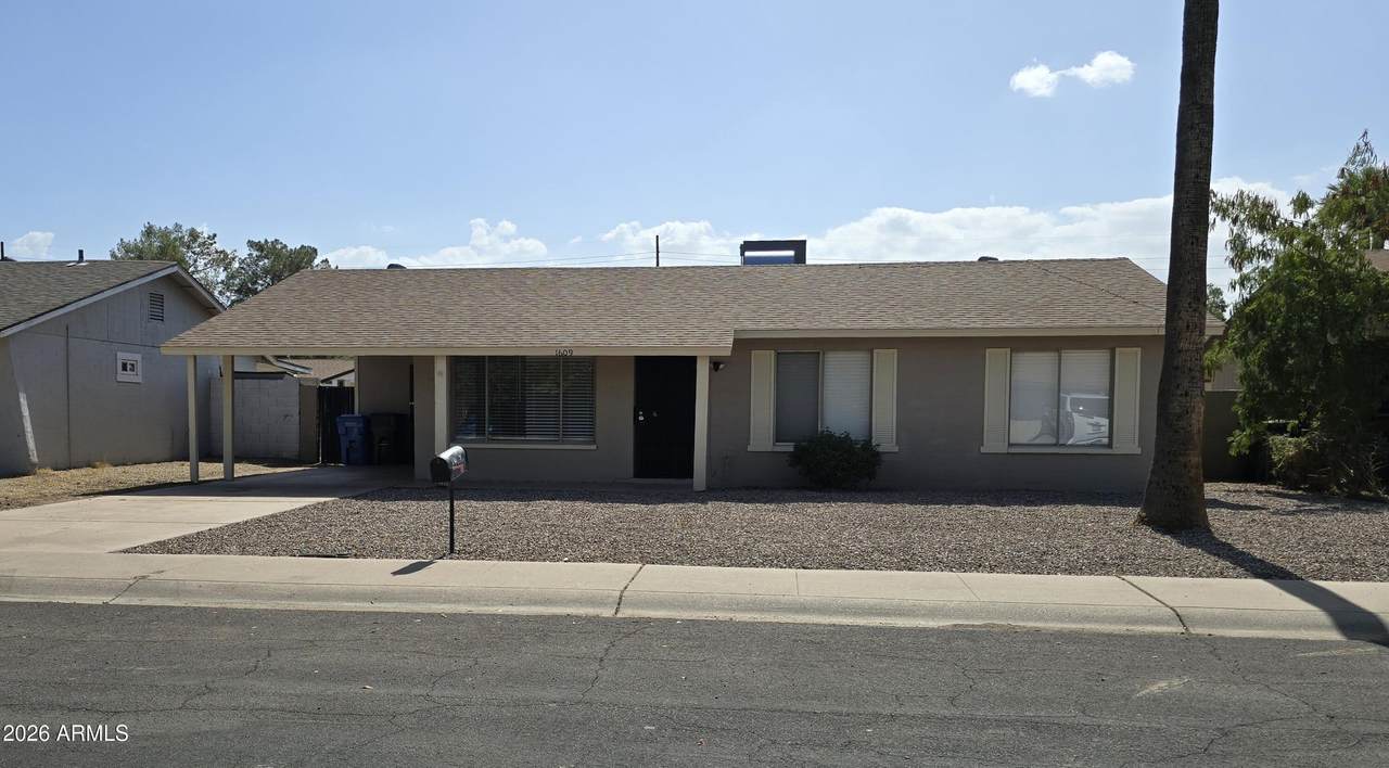 1609 48TH Avenue - Photo 1