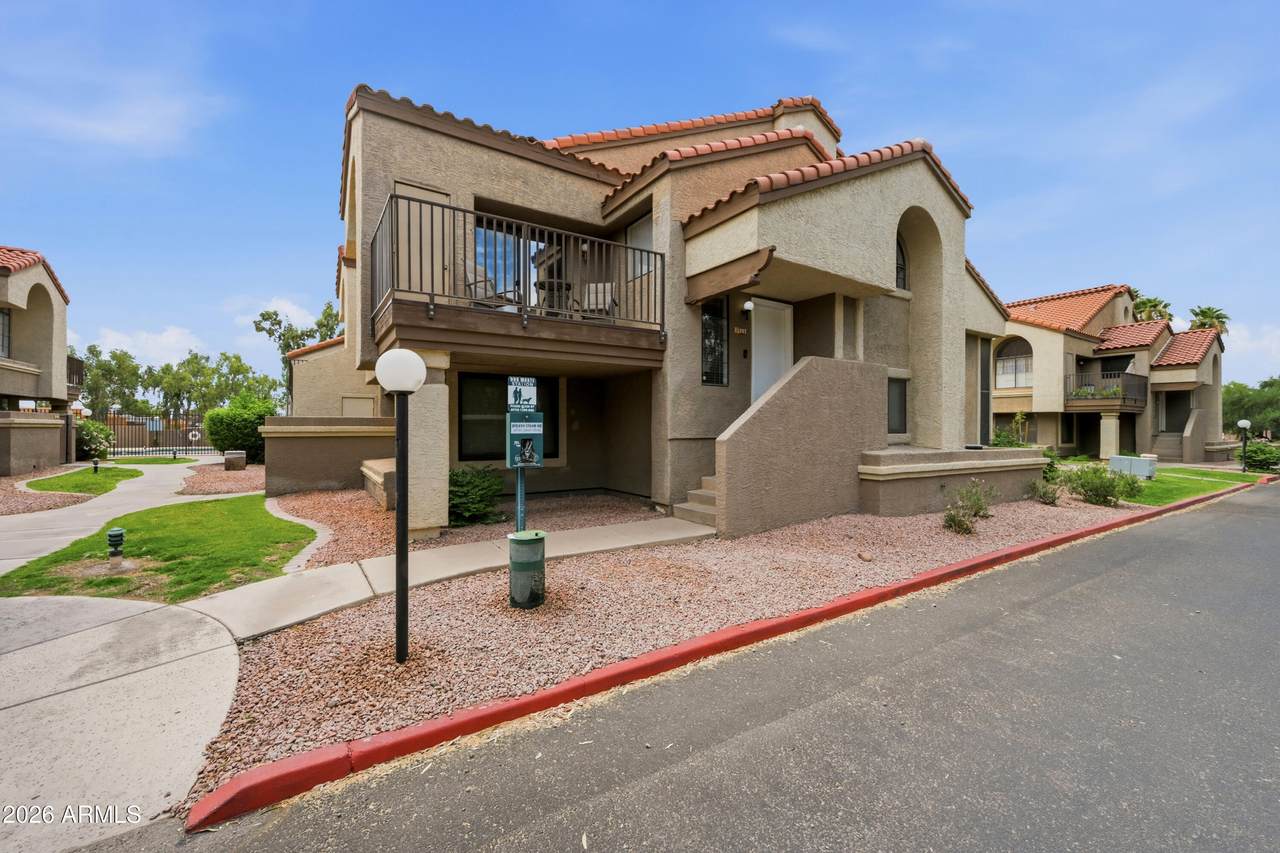 1905 University Drive - Photo 1