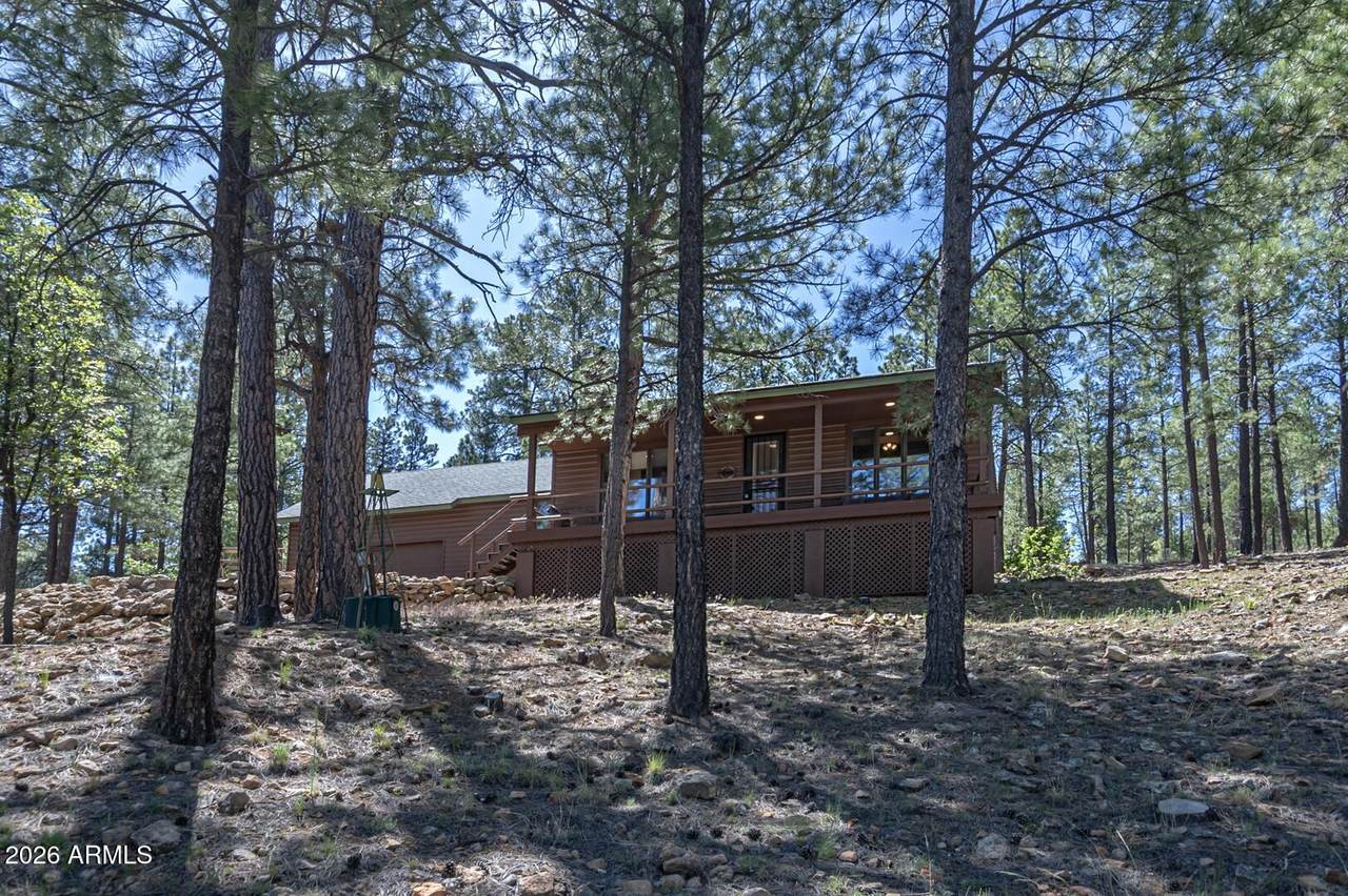 3215 Hopi Drive - Photo 1