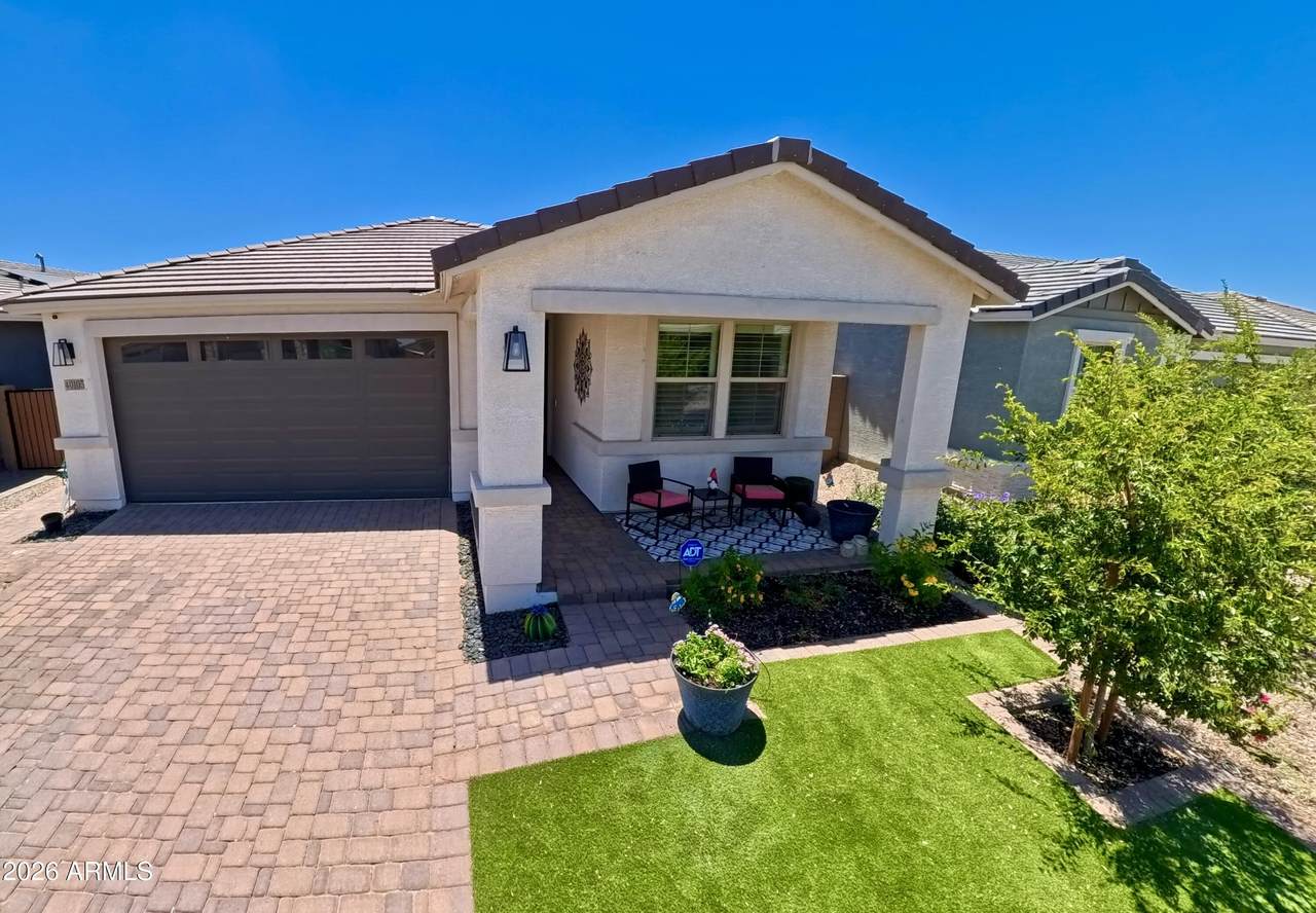 40105 Elm Drive - Photo 1
