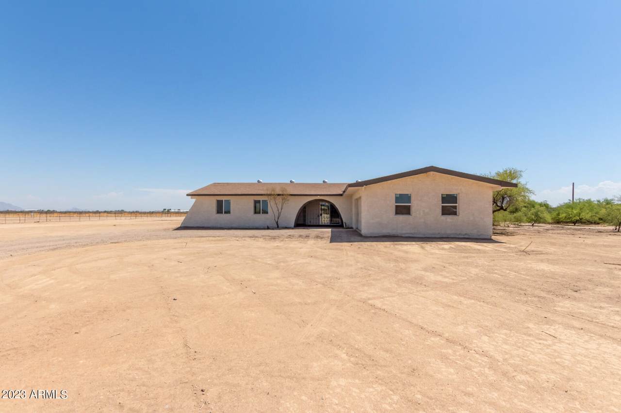 7525 Lake Erie Drive - Photo 1