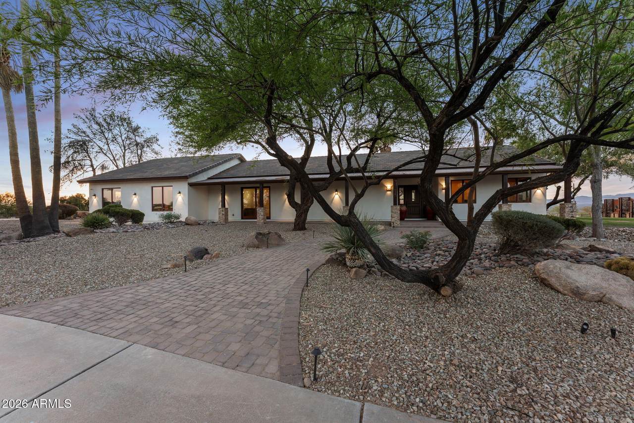 1025 Los Altos Drive - Photo 1