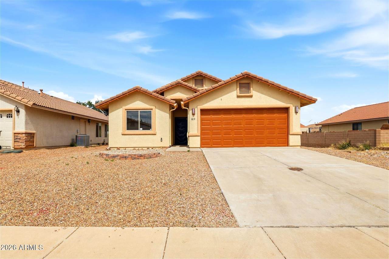 619 Temple Drive - Photo 1