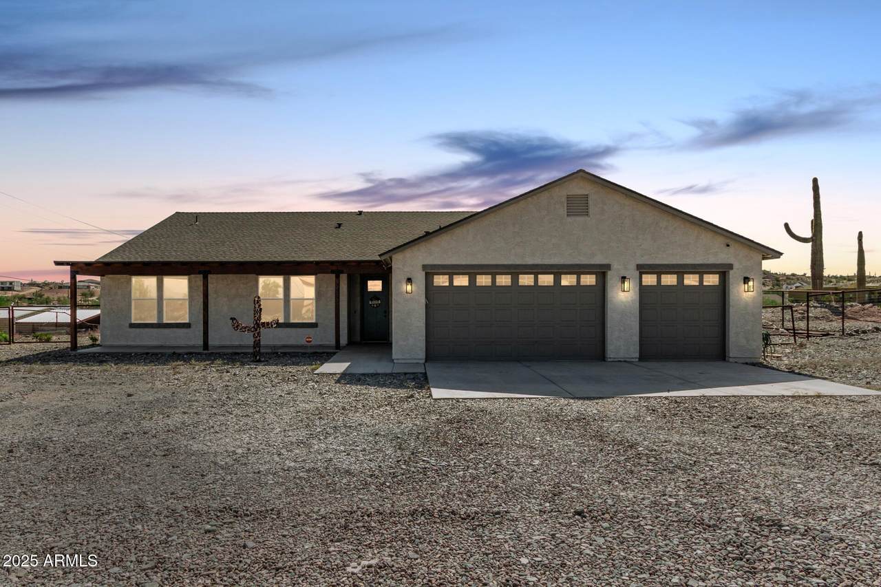 3925 Moon Dust Trail - Photo 1
