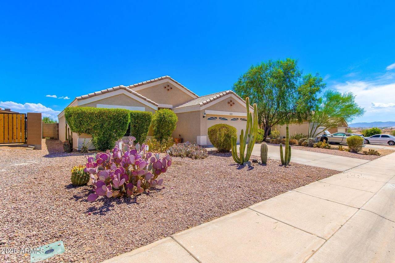 11173 Manzanita Drive - Photo 1