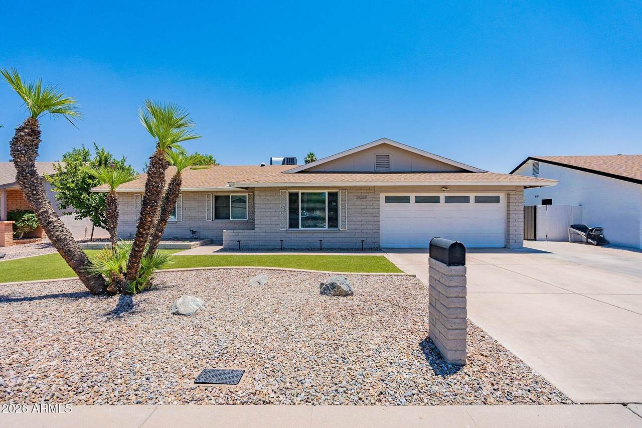 2033 Harvard Drive - Photo 1