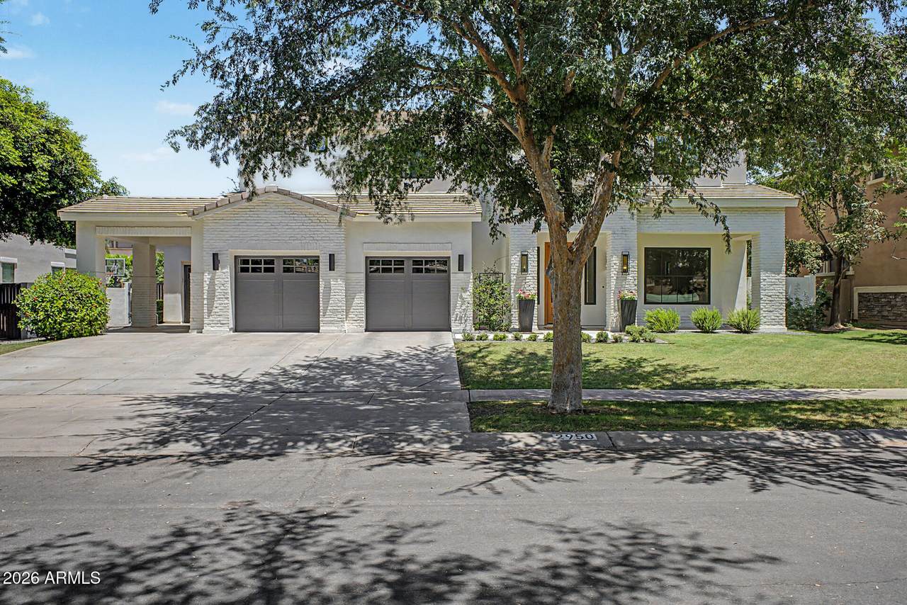 2950 Comstock Drive - Photo 1