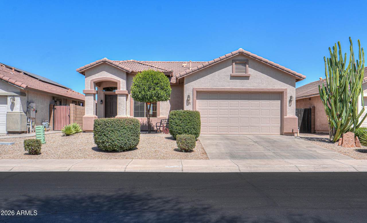 21563 Greenway Road - Photo 1