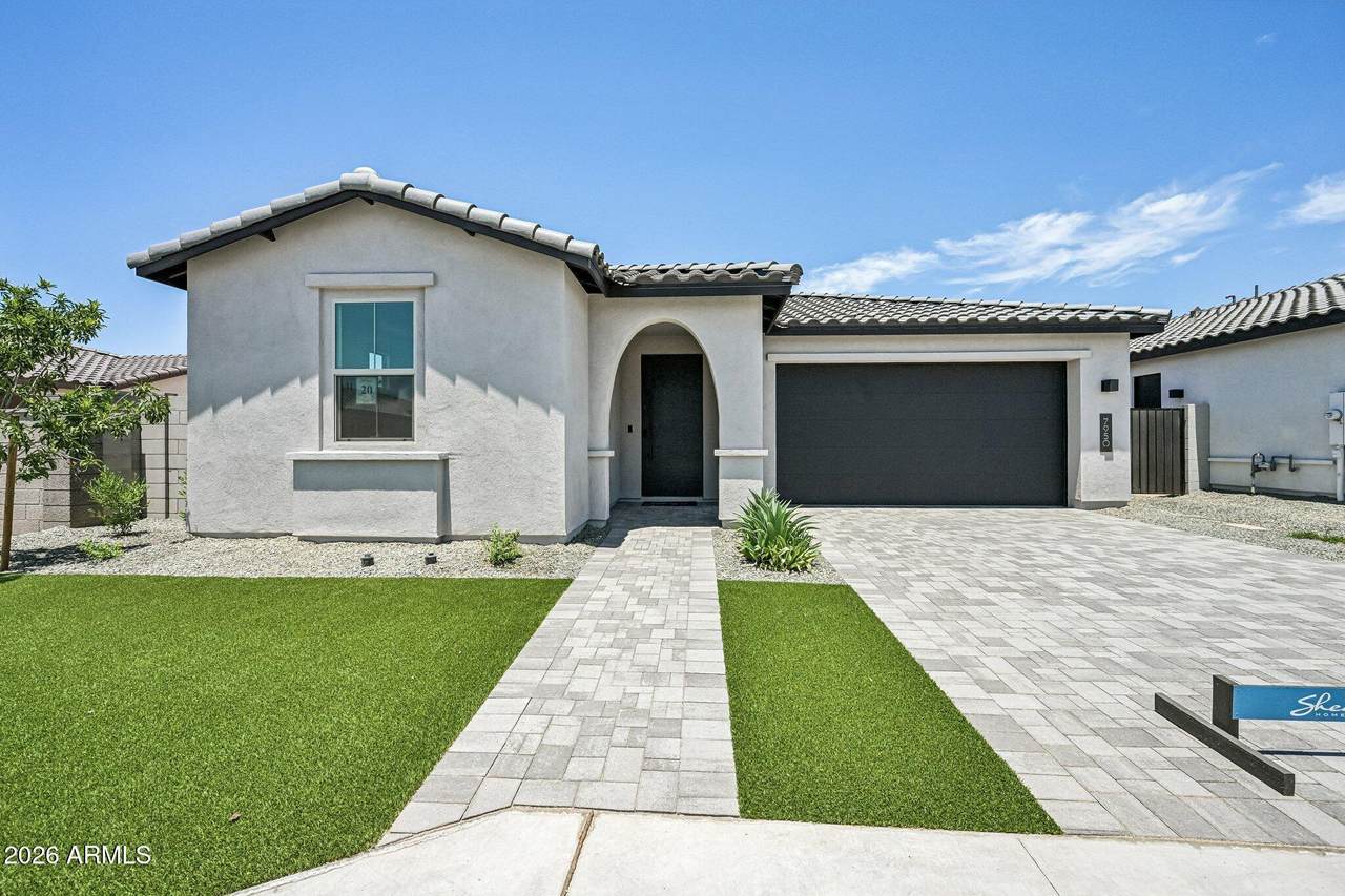 7950 Loma Lane - Photo 1