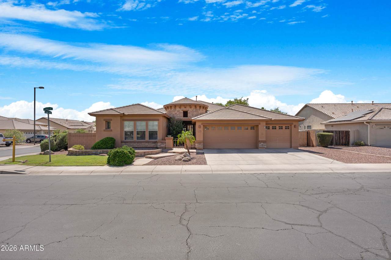 5610 Lyle Court - Photo 1