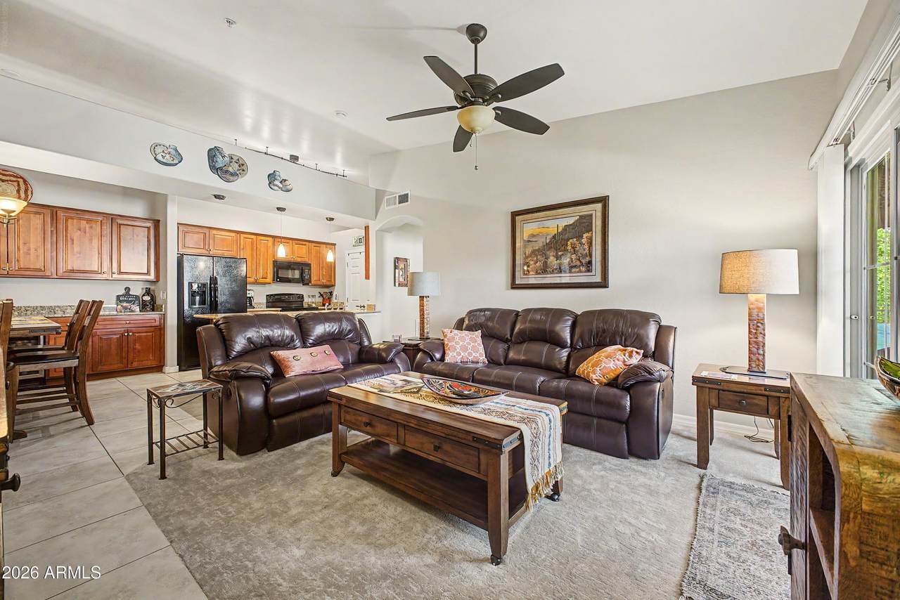 10136 Southern Avenue - Photo 1