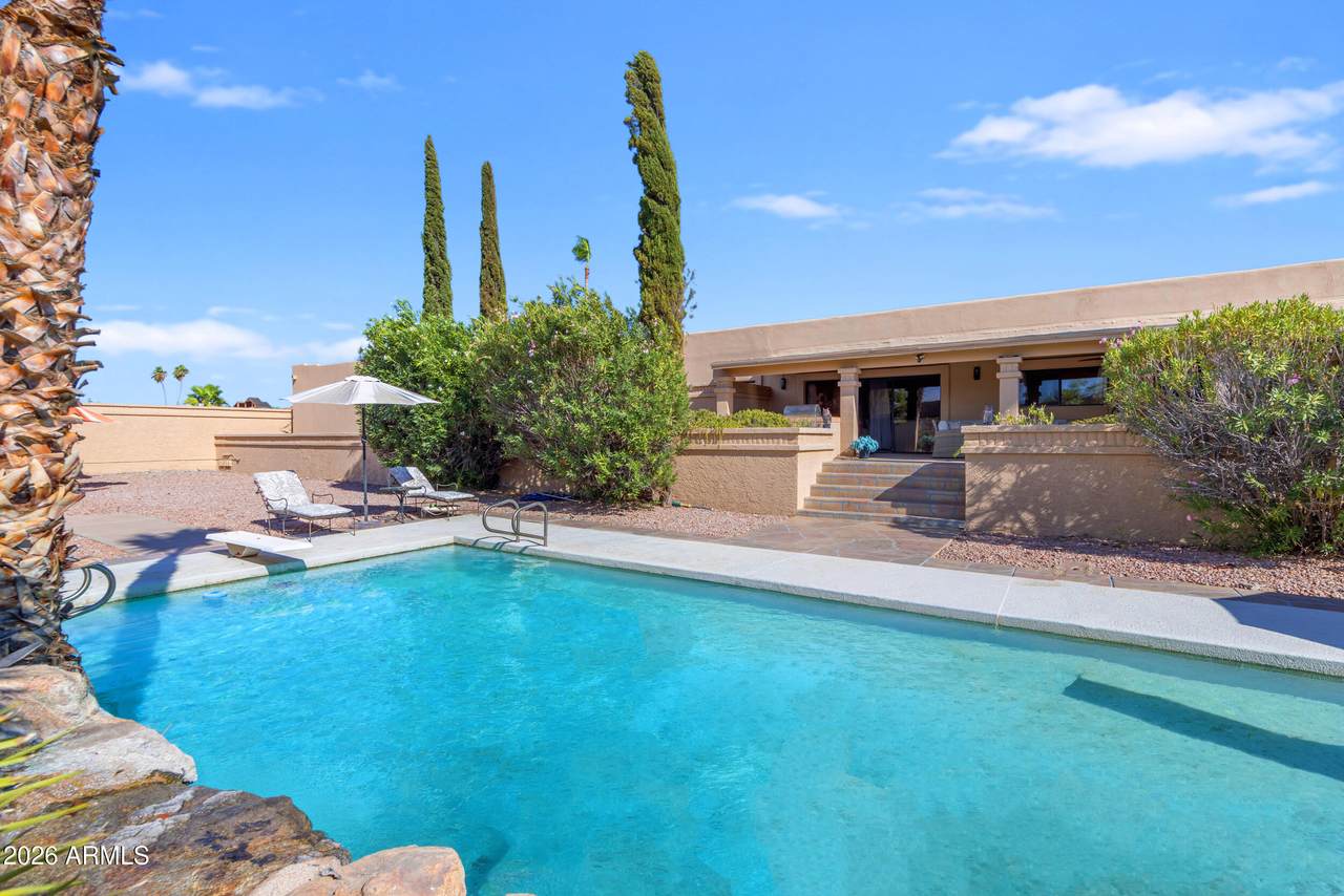 16448 Glenbrook Boulevard - Photo 1