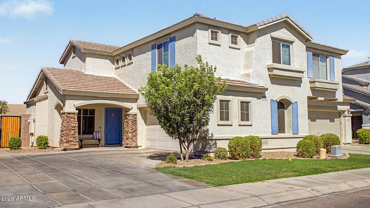 3841 Laurel Way - Photo 1