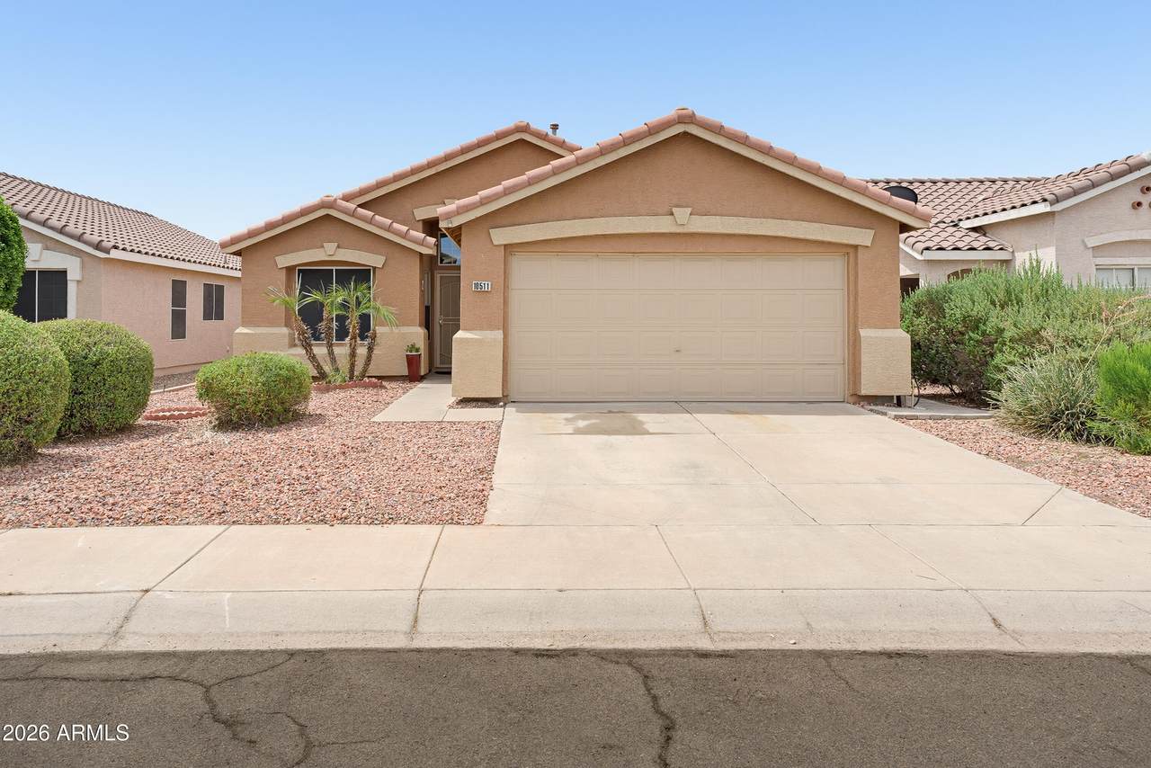 10511 Reade Avenue - Photo 1