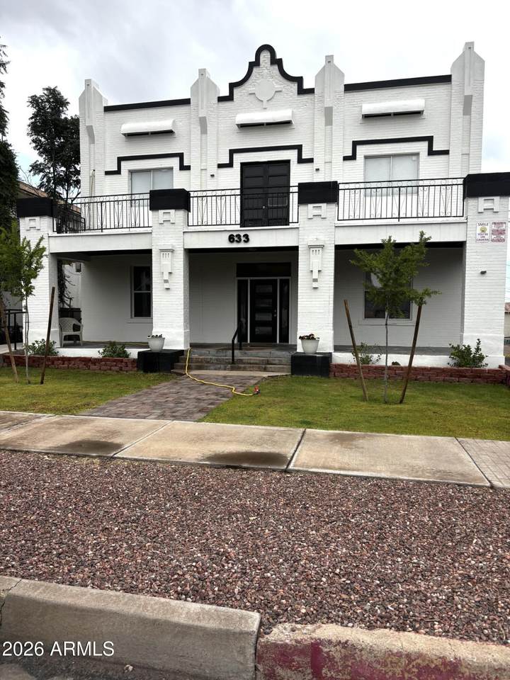 633 9TH Street - Photo 1