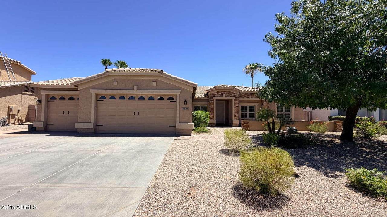 1121 Powell Way - Photo 1