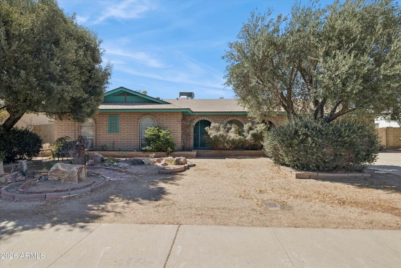 5209 Las Palmaritas Drive - Photo 1