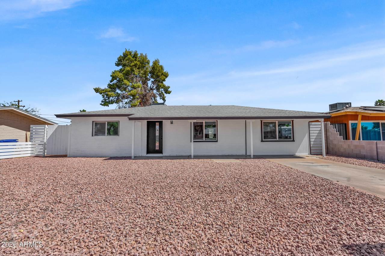 618 12TH Street - Photo 1