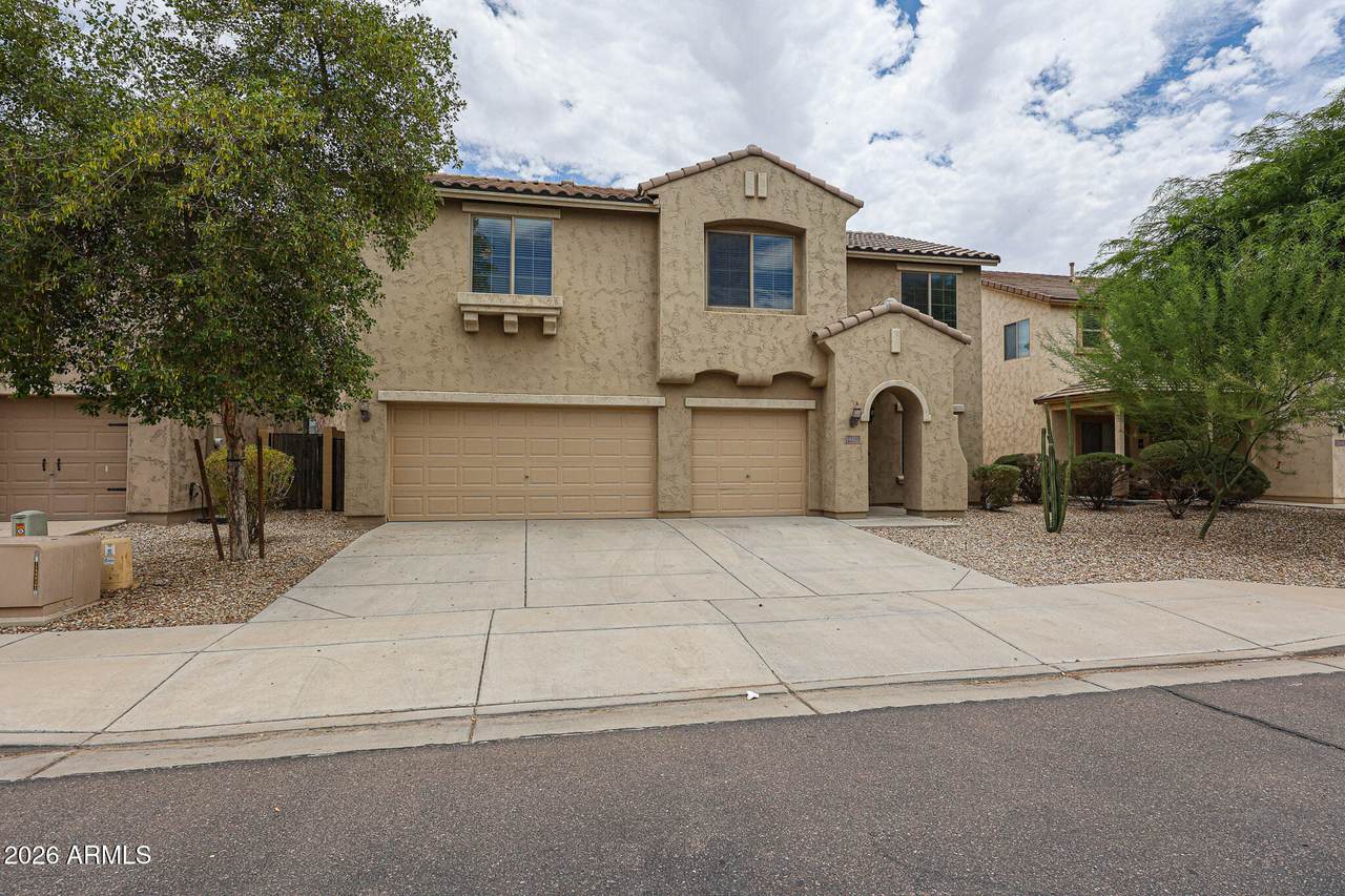 19417 Morning Glory Drive - Photo 1
