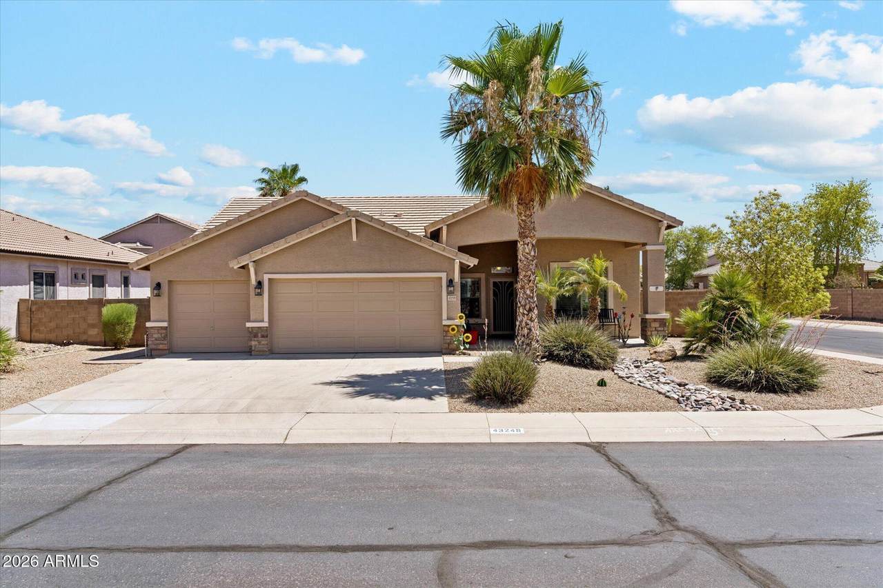 43249 Askew Drive - Photo 1