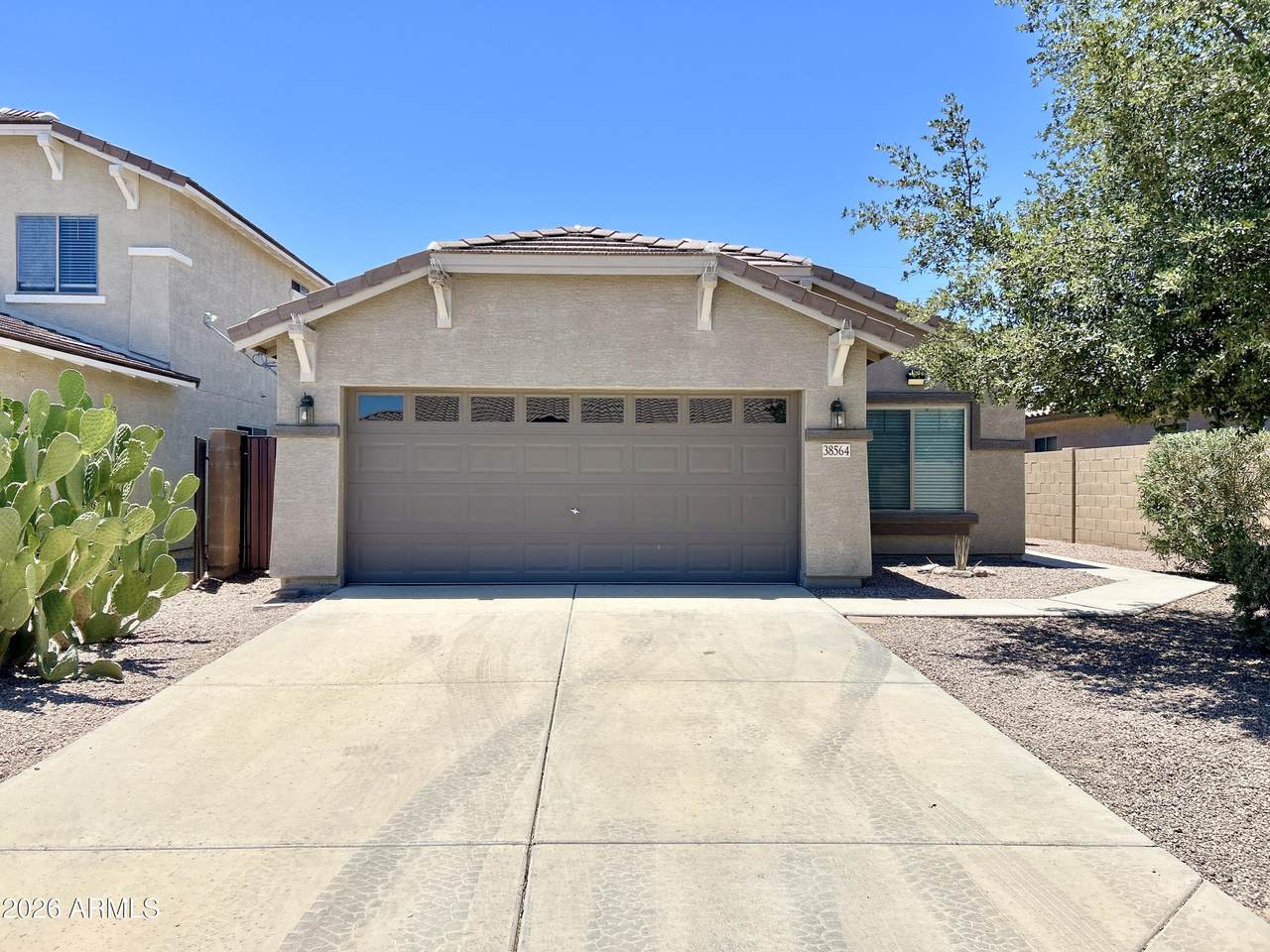 38564 La Grange Lane - Photo 1