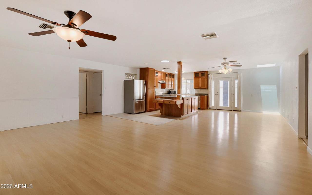 856 Paradise Lane - Photo 1