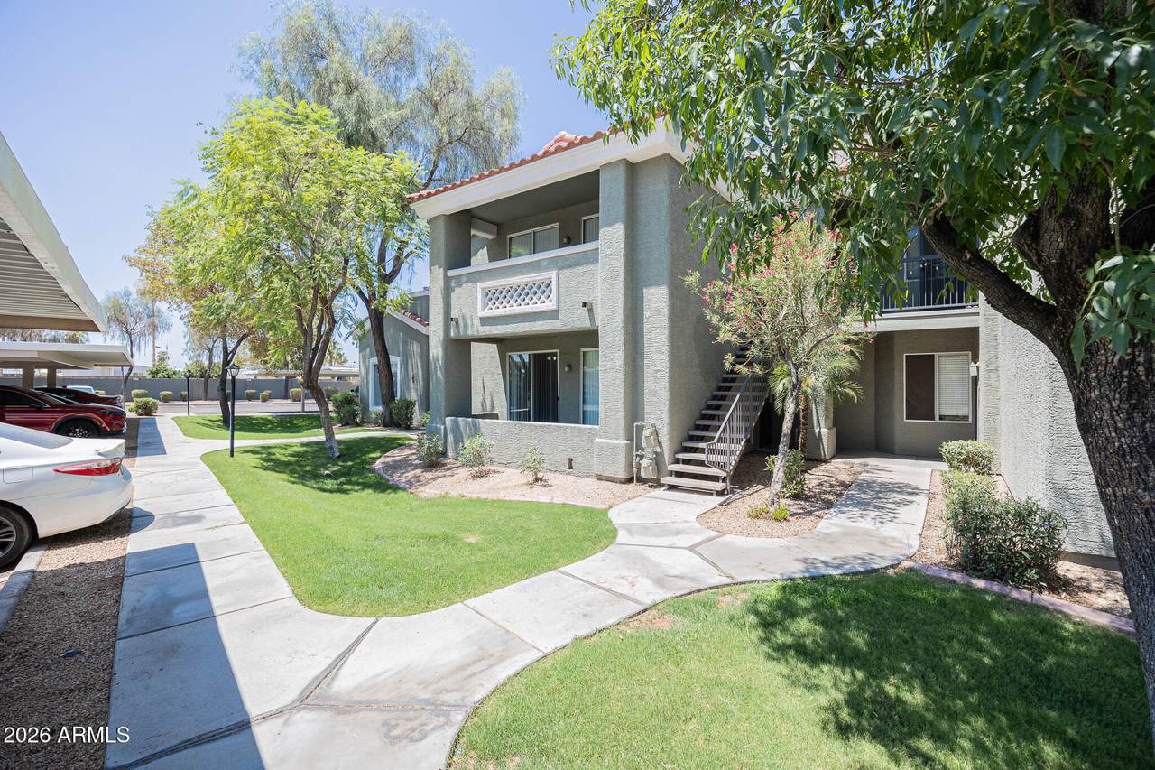 2929 Yorkshire Drive - Photo 1