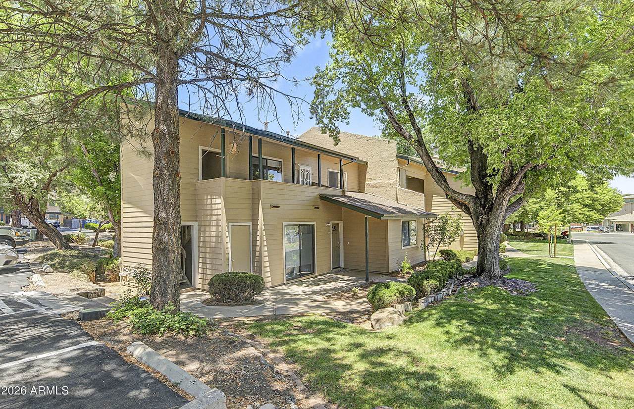 3200 Litzler Drive - Photo 1