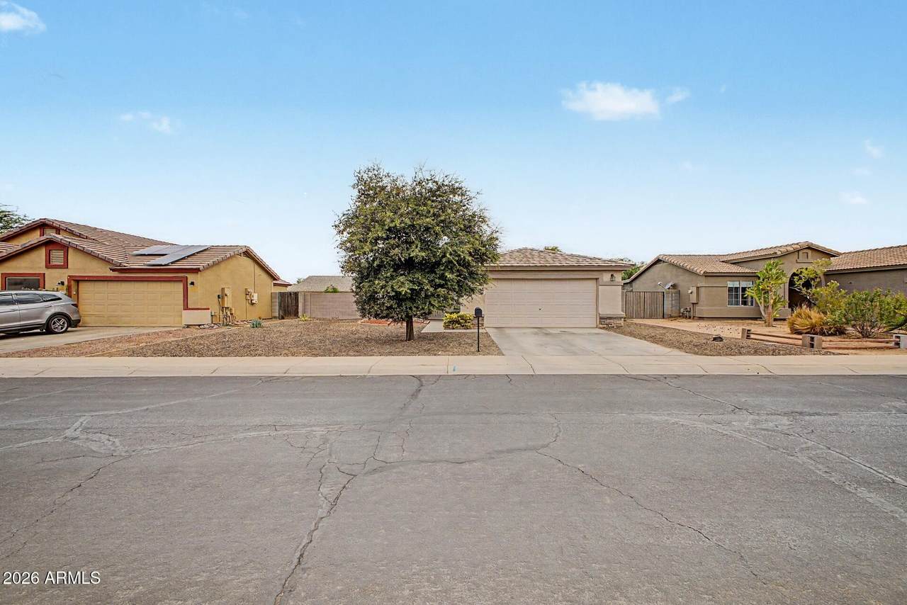 507 9TH Street - Photo 1