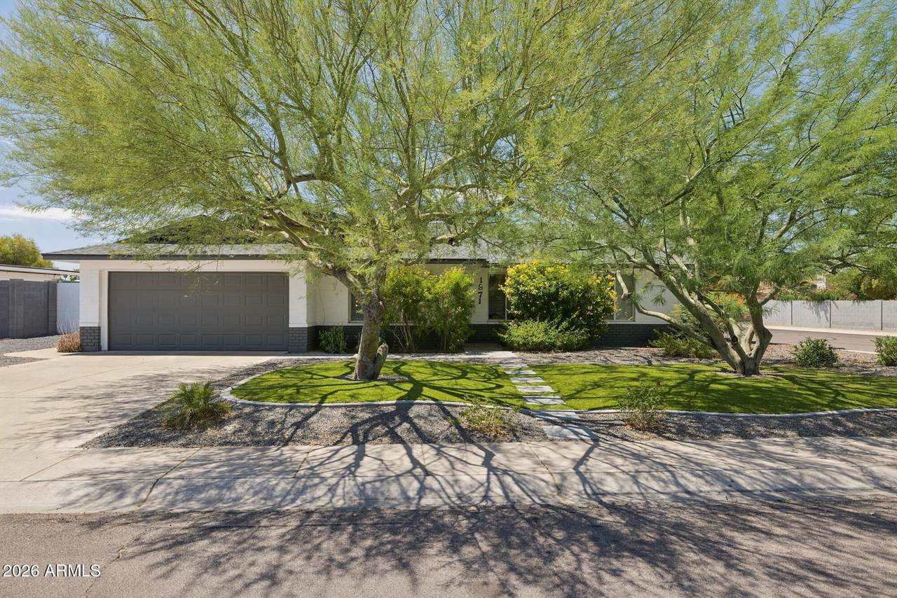 1971 Del Rio Drive - Photo 1