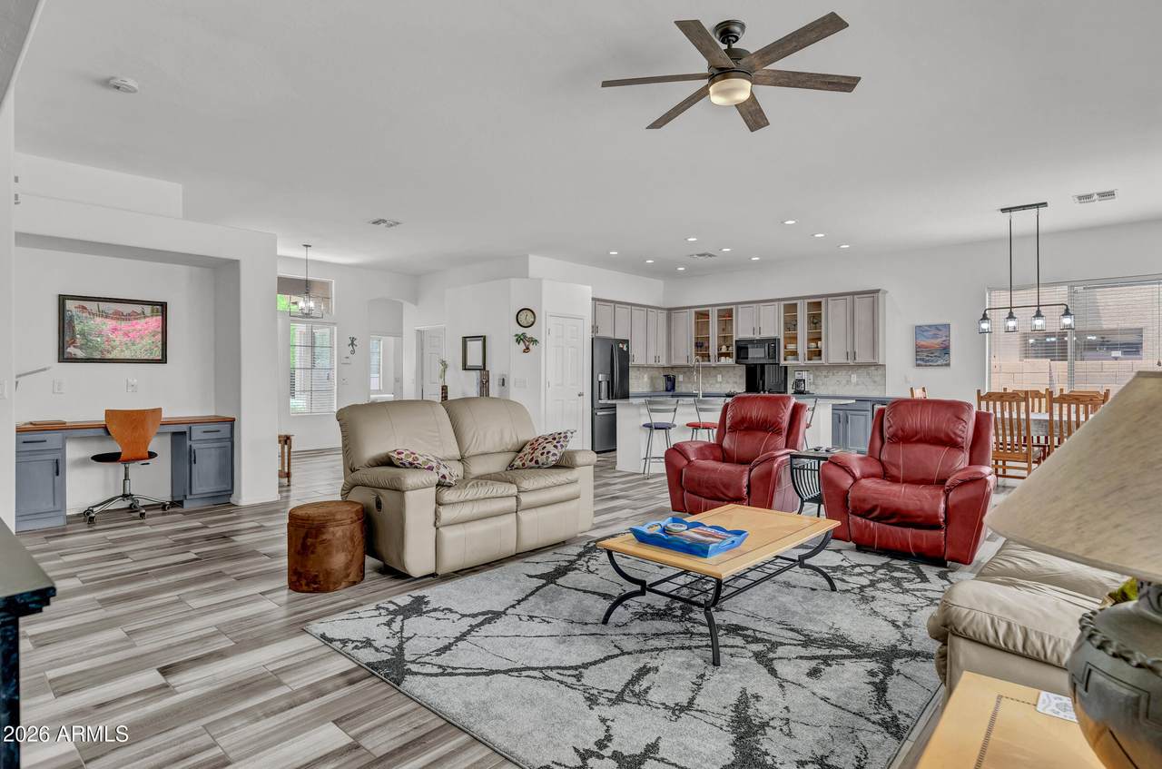 2727 Drexel - Photo 1