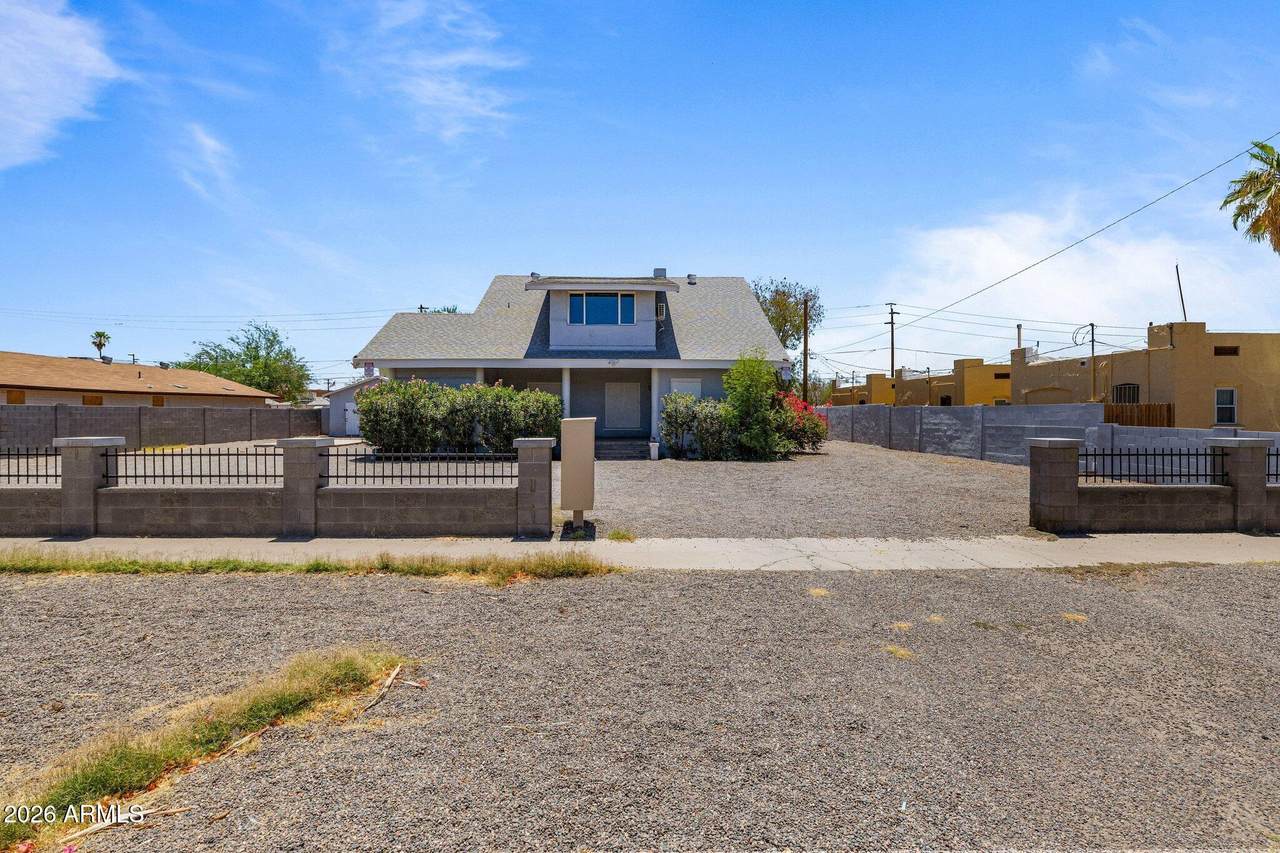 2021 Washington Street - Photo 1