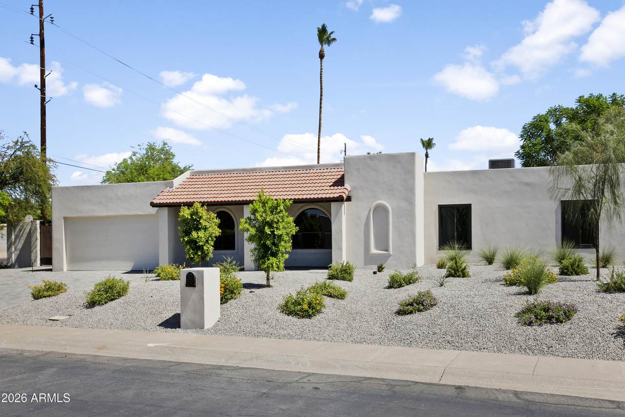 5602 Voltaire Avenue - Photo 1