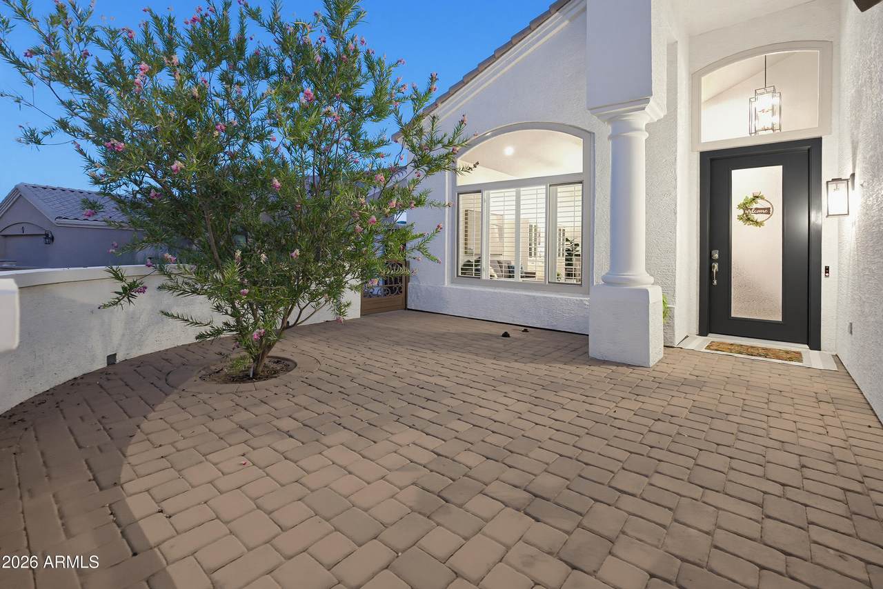 13 Silverwood Drive - Photo 1