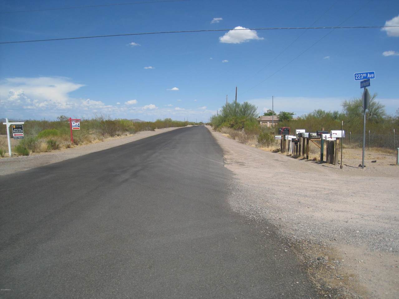 https://bt-photos.global.ssl.fastly.net/armls/1280_boomver_1_7048803-2.jpg