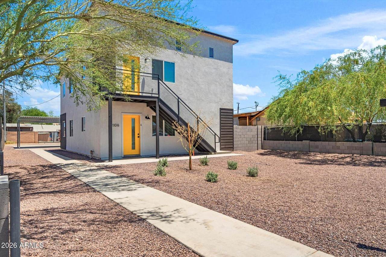 1106 Papago Street - Photo 1