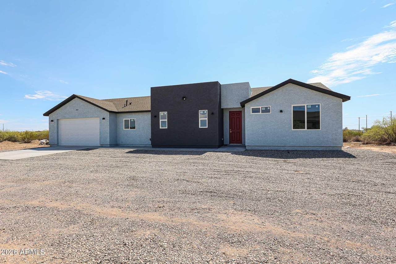8335 351ST Drive - Photo 1