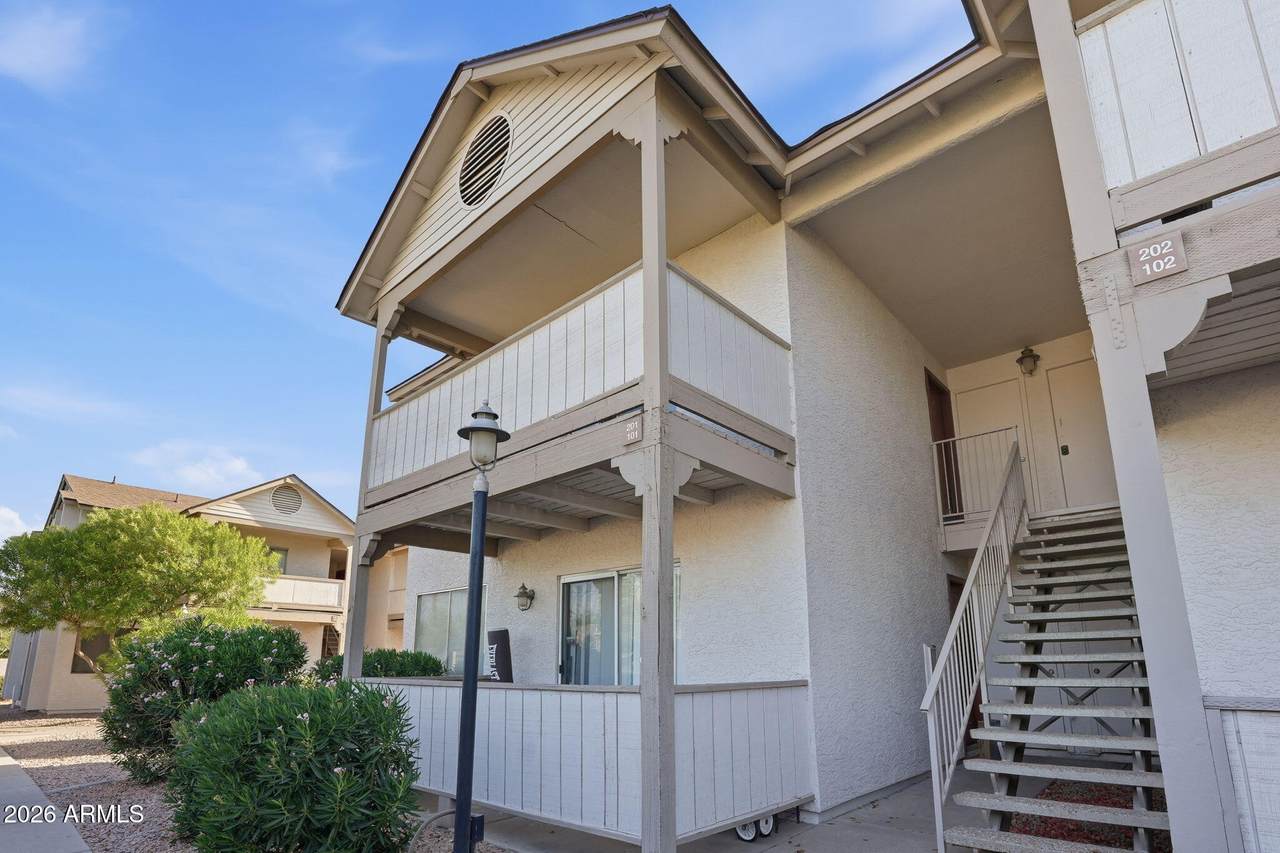 616 Hardy Drive - Photo 1