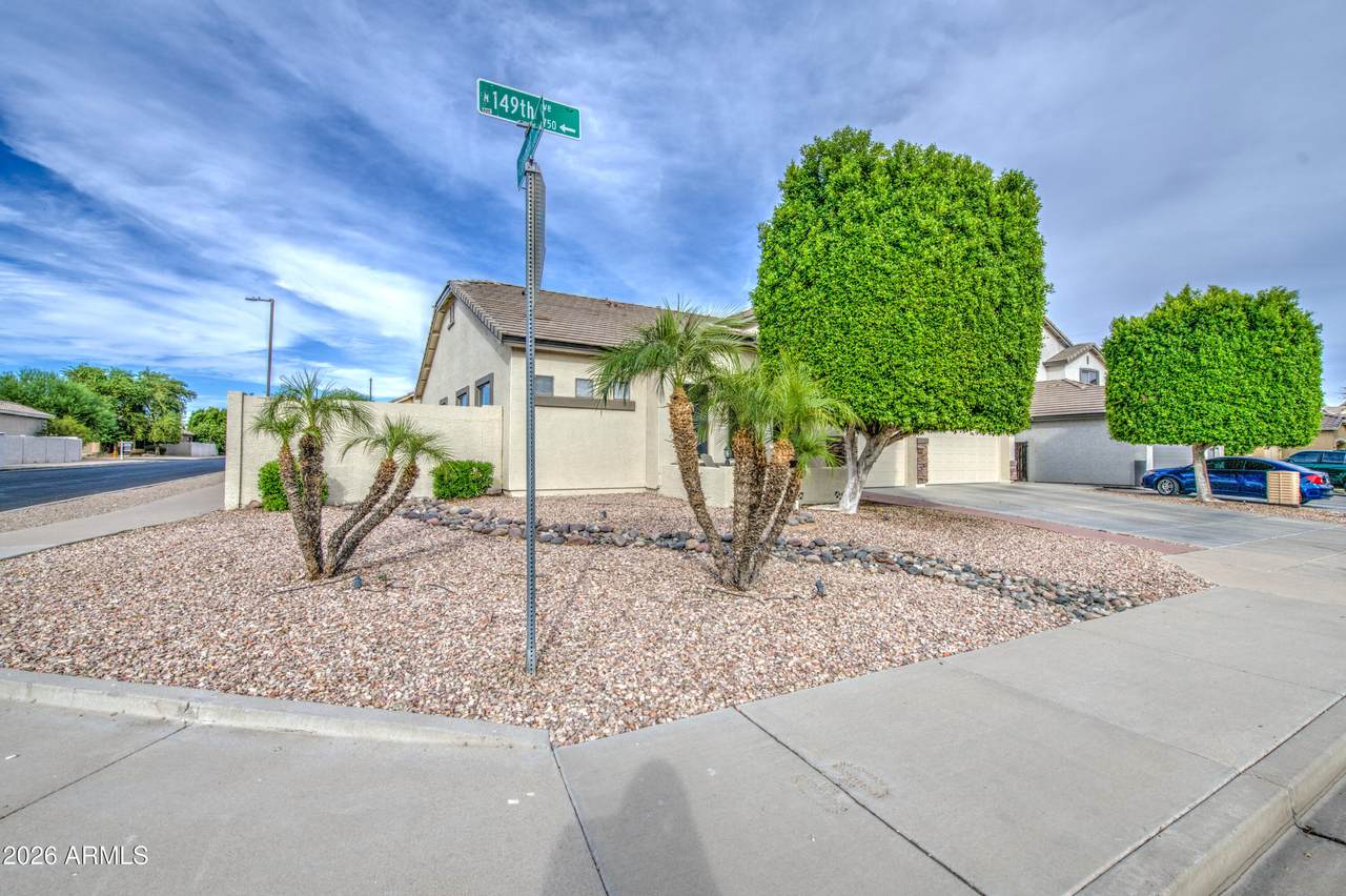 2735 149TH Avenue - Photo 1