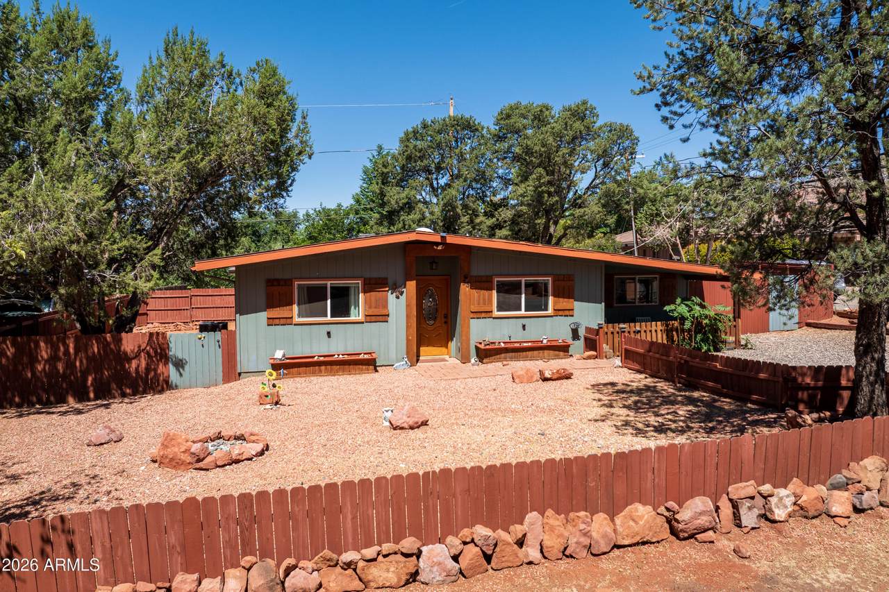 35 Willow Way - Photo 1