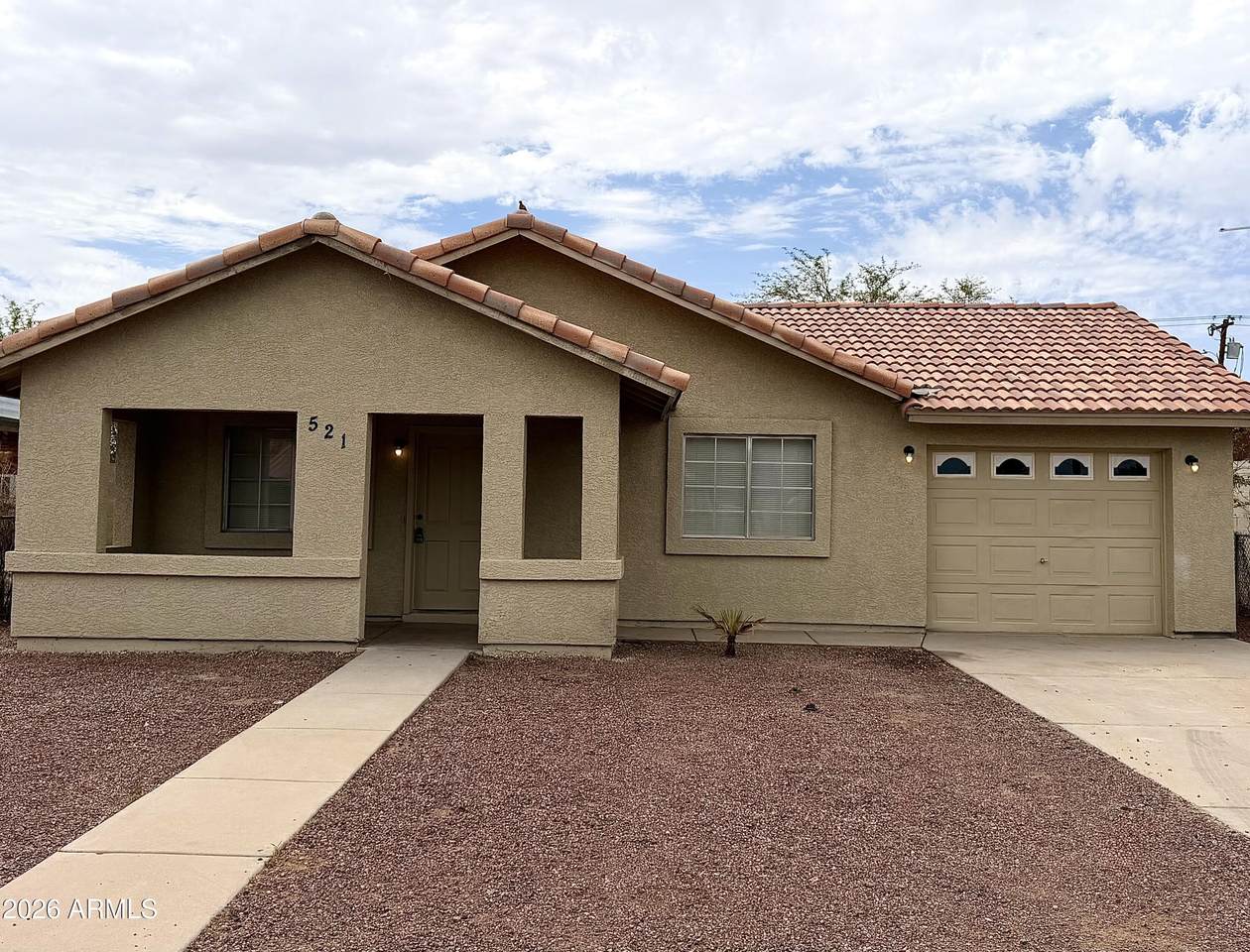 521 Ocotillo Street - Photo 1