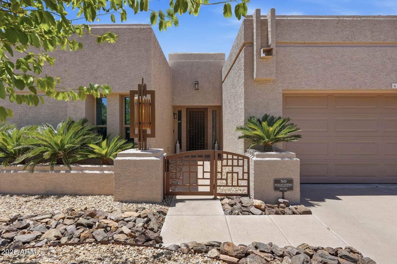6733 Phelps Road - Photo 1
