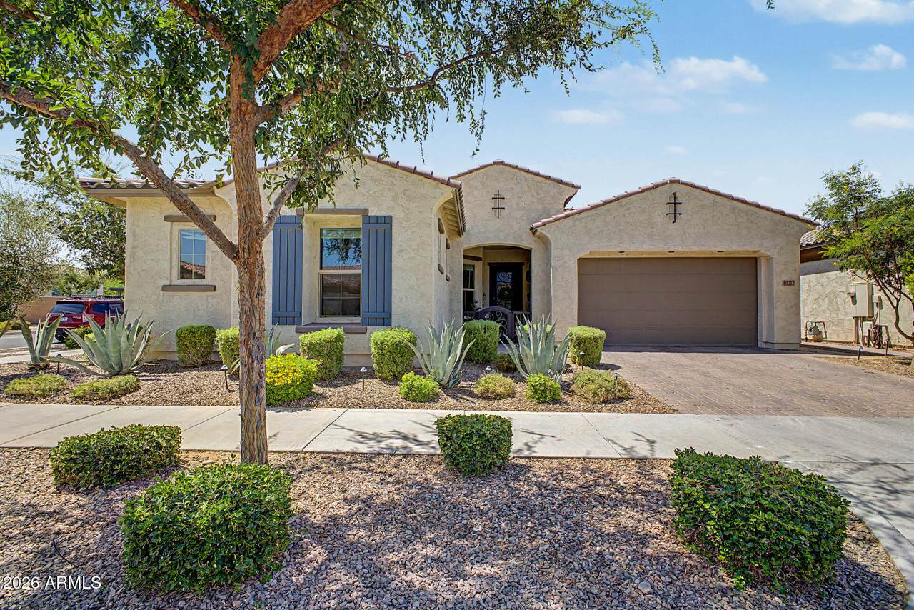 10717 Tarragon Avenue - Photo 1