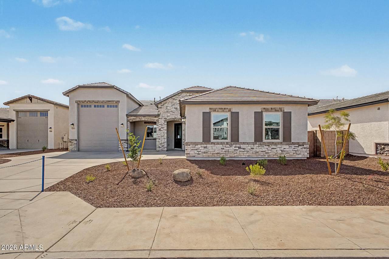 8808 173RD Avenue - Photo 1